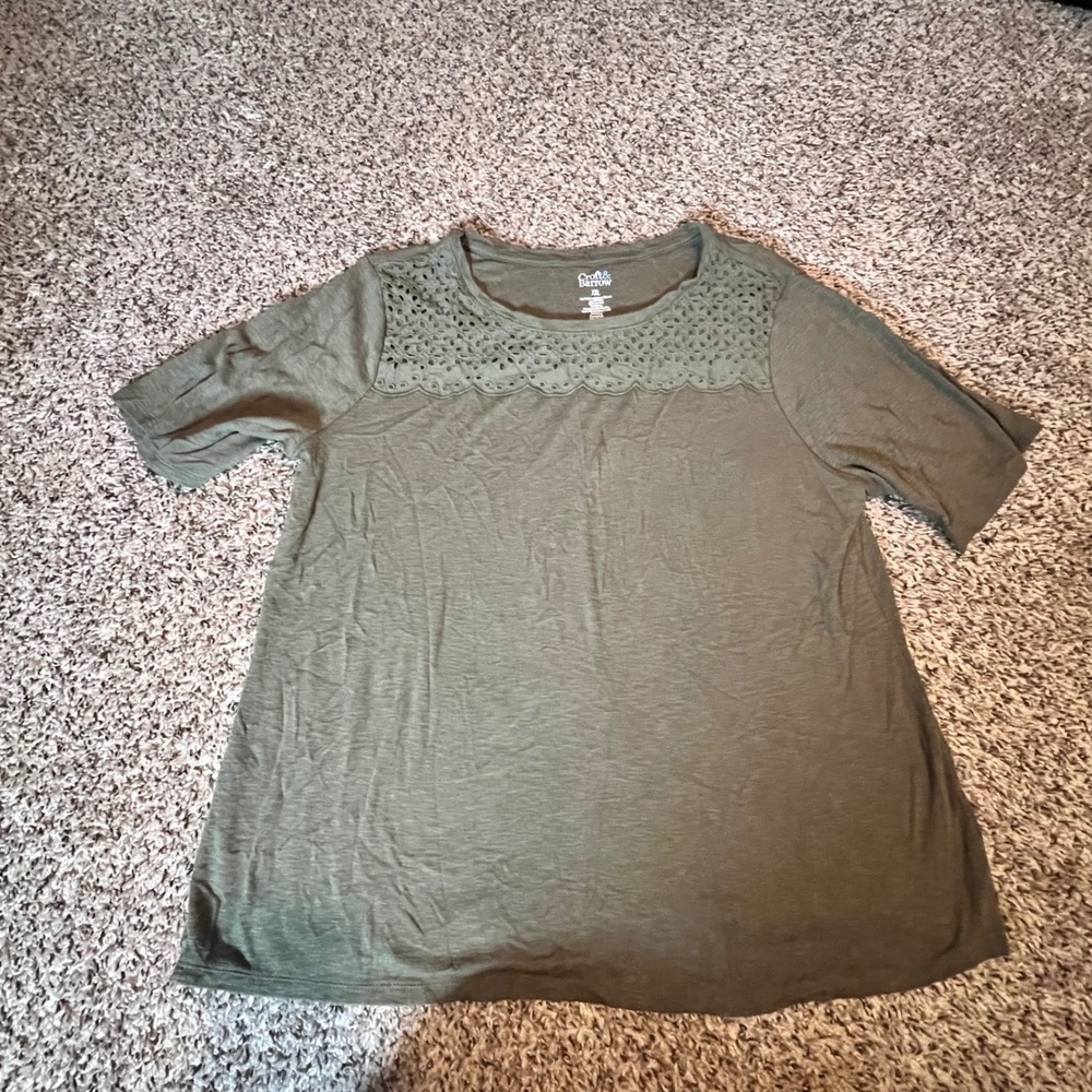 Croft & Barrow Womens XXL‎ Olive Green Eyelet Lace Yoke Short Sleeve Tee Shirt